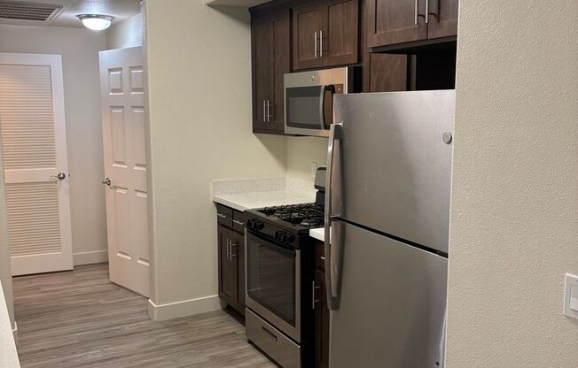 2 beds, 2 baths, 1,064 sqft, $2,271, Unit 1663 - 201