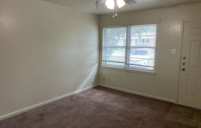 3 beds, 1 bath, $975