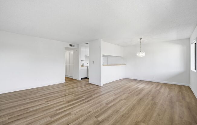 1527 Palm Ave