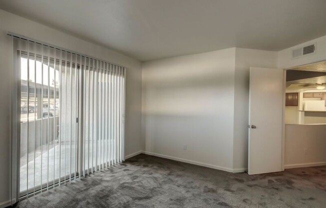 2 beds, 2 baths, 984 sqft, $1,650, Unit 140