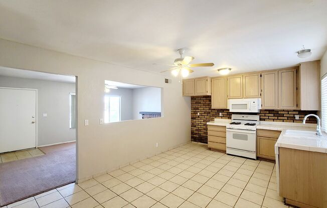 7123 Clearwater Ave - 3 bedroom, 1 bathroom , 1031 SQFT