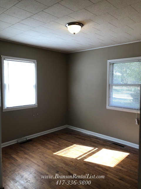 3 beds, 1 bath, $1,375