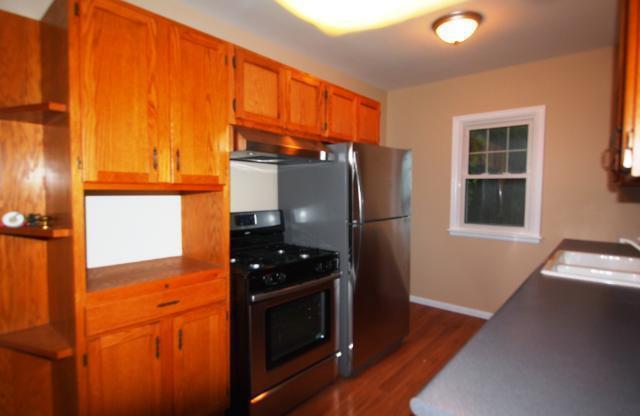 Beautiful 3 Bedroom Home in St.Paul!