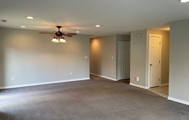 3 beds, 2 baths, $2,598