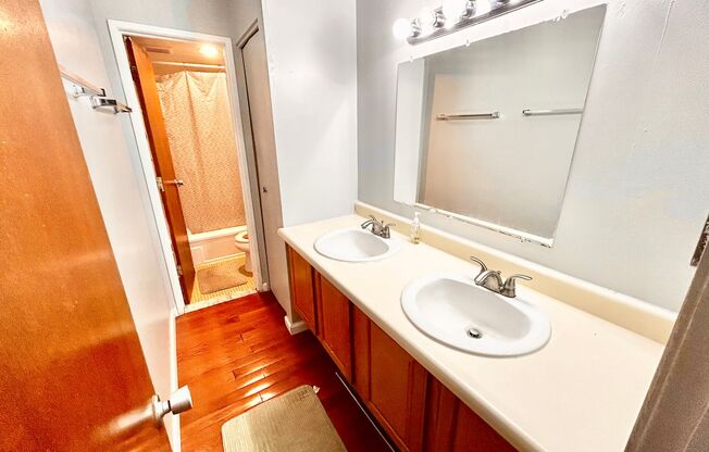 2 beds, 1 bath, 768 sqft, $2,440, Unit 218