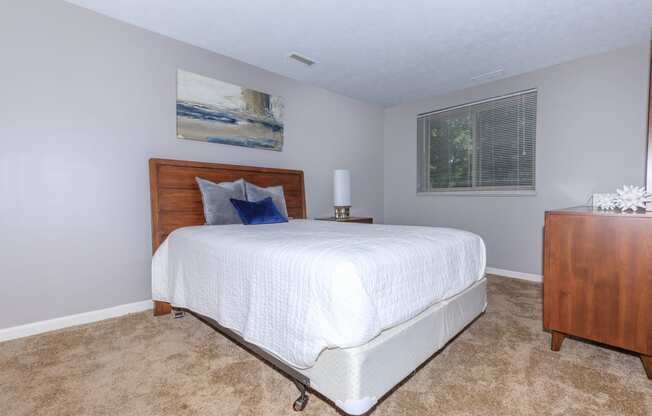 carpeted bedroom  at 444 Park Apartments, Richmond Heights, 44143