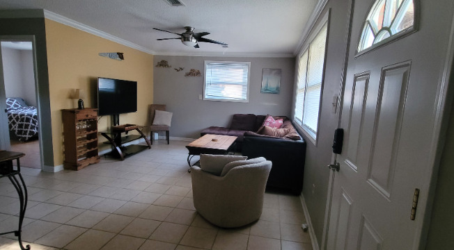 332 WOODLEY RD