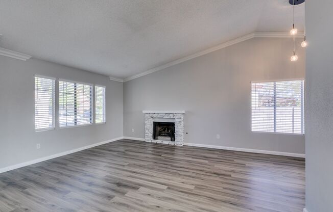 Charming single-story 3BDRM 2BTH