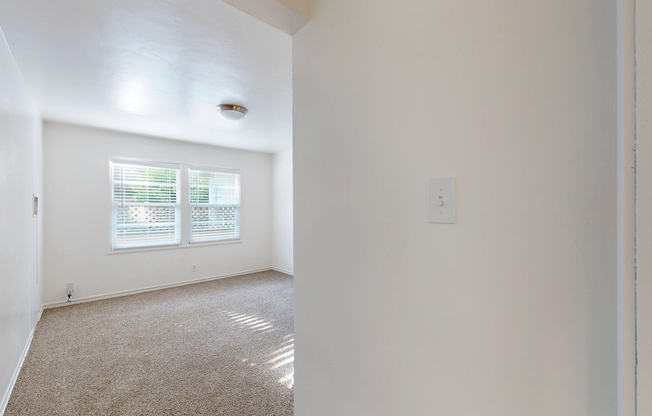 1315 LINCOLN AVE
