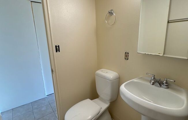 Studio, 1 bath, 375 sqft, $825, Unit 604