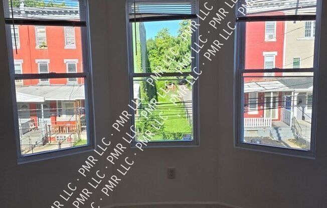 3429 N 18 ST