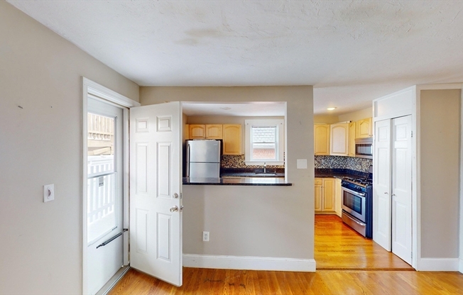 367 Dorchester St.