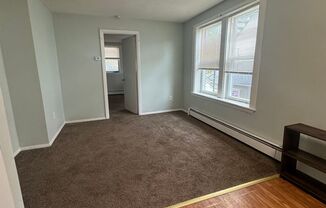 1 bed, 1 bath, $1,300, Unit Unit 20