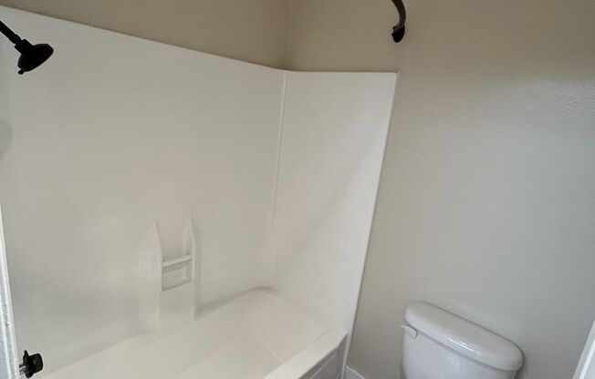 1 bed, 1 bath, 714 sqft, $2,250, Unit 042