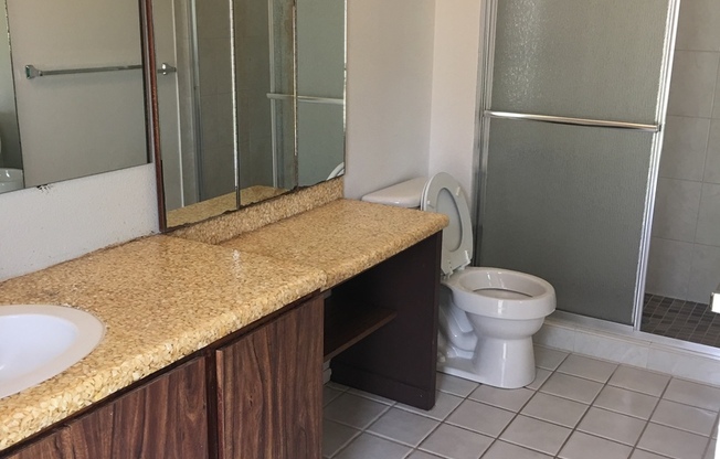 3 beds, 2 baths, $4,000