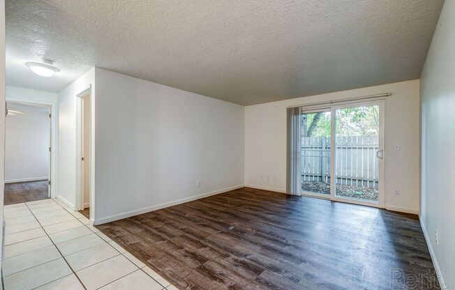 2 beds, 1 bath, 752 sqft, $1,525, Unit 224