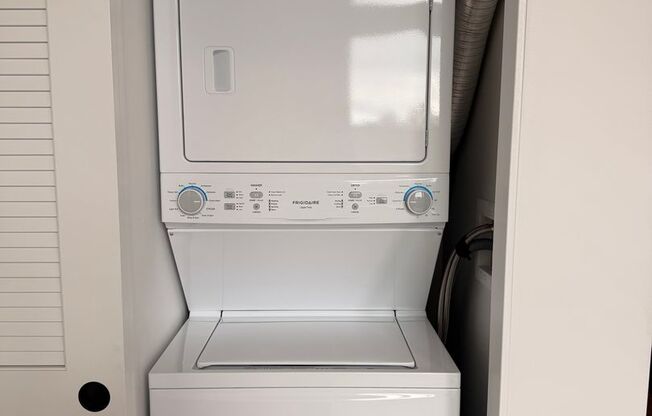 Studio, 1 bath, 362 sqft, $2,660, Unit 903