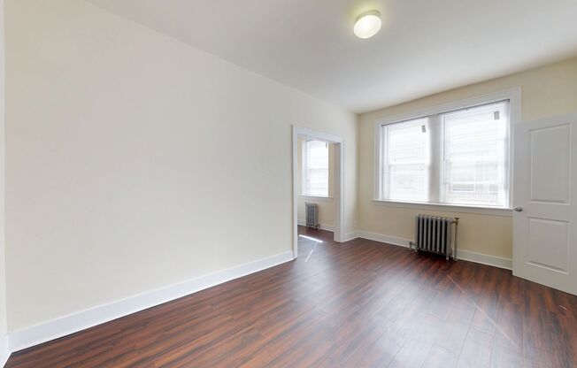 Studio, 1 bath, 296 sqft, $950, Unit 3-M