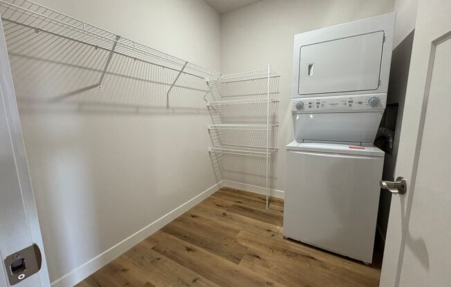 1 bed, 1 bath, 562 sqft, $1,450, Unit 5117-202