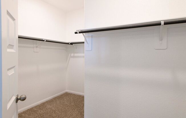 3 beds, 2.5 baths, 1,846 sqft, $1,950