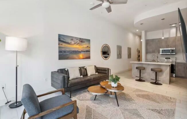 1 bed, 2 baths, $1,799, Unit 404