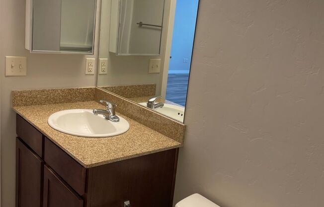1 bed, 1 bath, 689 sqft, $1,174, Unit 2108