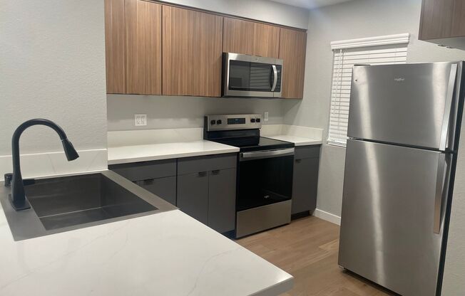 2 beds, 2 baths, 1,013 sqft, $3,495, Unit B-202