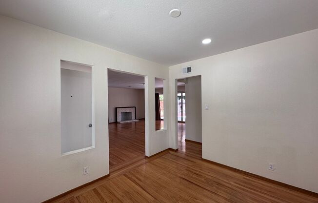 Stunning 3/2 Cambrian / Los Gatos border, Remodeled Interior, Spacious Backyard