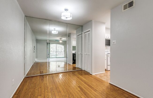 1 bed, 1 bath, $1,290, Unit UNIT 308 C