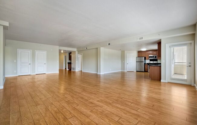 4 beds, 3.5 baths, 2,800 sqft, $4,695, Unit 210