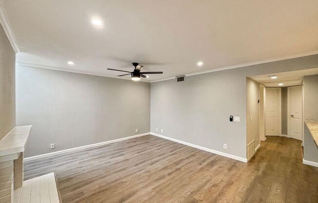 Modern 2BD/2BA Condo in El Cerrito W/ A/C, Washer/Dryer & 2-Car Garage!