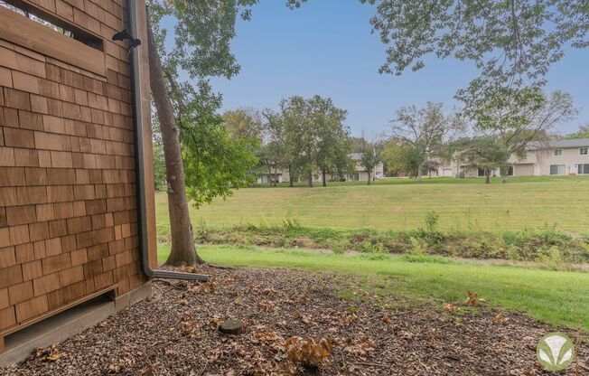 2 beds, 2 baths, 1,134 sqft, $1,335, Unit AC-52