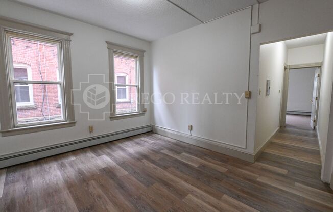 31-33 Bond St / Rosario Properties, LLC