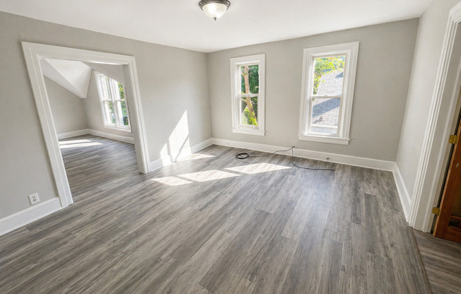 811 &amp; 813 Park St SW