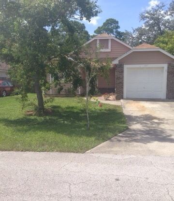 160 Edgewater Circle