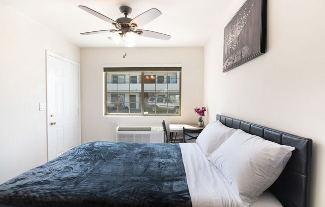 Studio, 1 bath, 126 sqft, $1,595, Unit 122