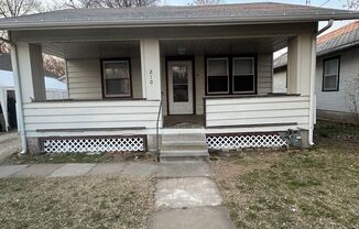 2 Bed /1 Bath Bungalow