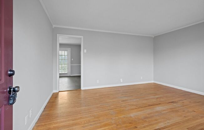 3 Bedroom Pet Friendly Home For Rent in St. B Area!