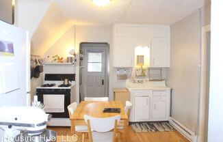 914 Armstrong Ave.