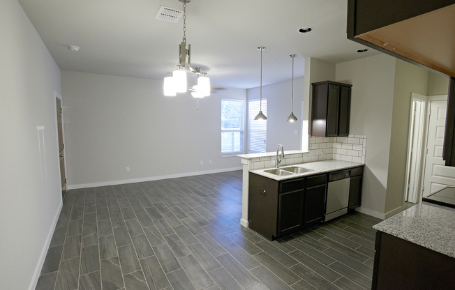Luxury 3 Bedroom Townhome Located Near South Texas Medical Center, San Antonio, Texas!