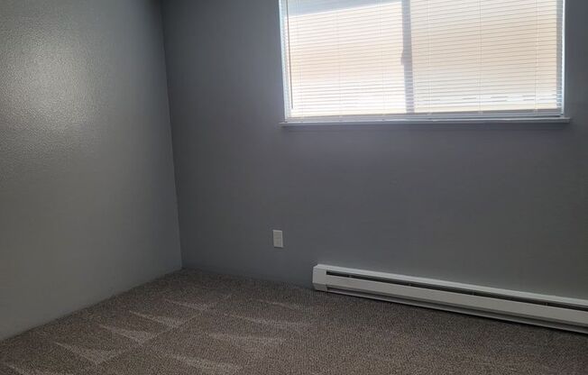 2 beds, 1 bath, 867 sqft, $1,275, Unit 601 C104