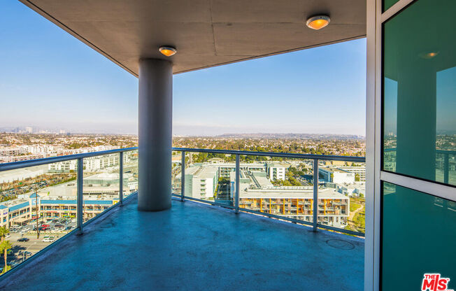 2 beds, 2.5 baths, 1,855 sqft, $8,500, Unit 1803