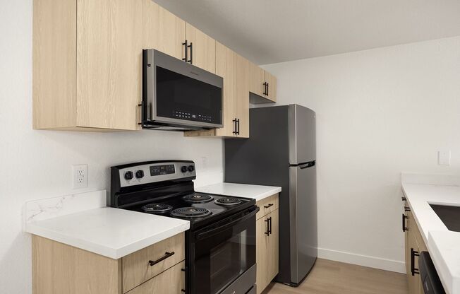 3 beds, 2 baths, 1,126 sqft, $2,610, Unit A303