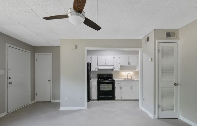 1 bed, 1 bath, $789