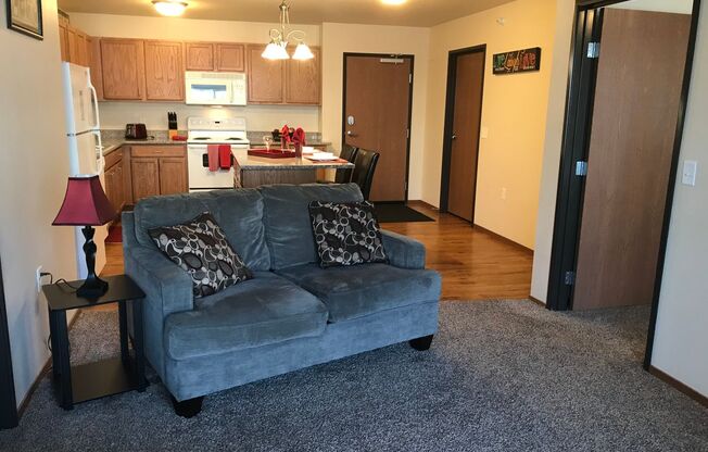 2 beds, 2 baths, 976 sqft, $1,595, Unit 1304