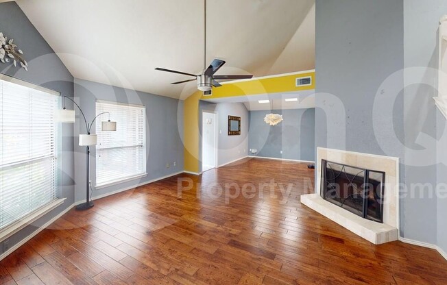 6708 ROMAN CT