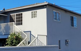 1 bed, 1 bath, 900 sqft, $2,100, Unit 35 San Clemente St.