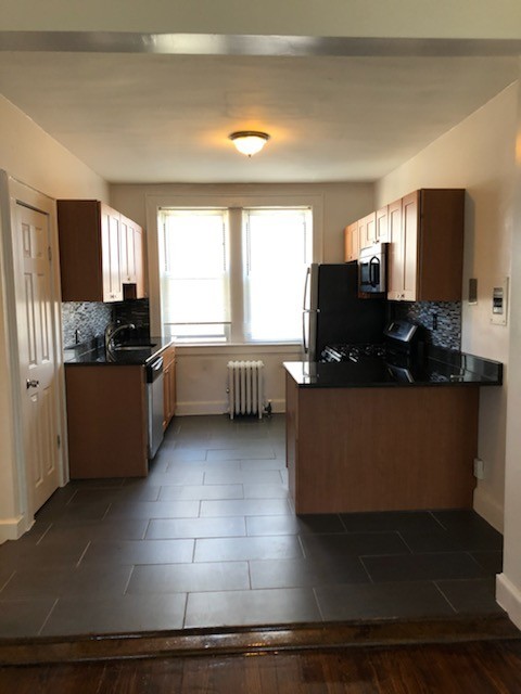 1 bed, 1 bath, 520 sqft, $2,195, Unit 8304