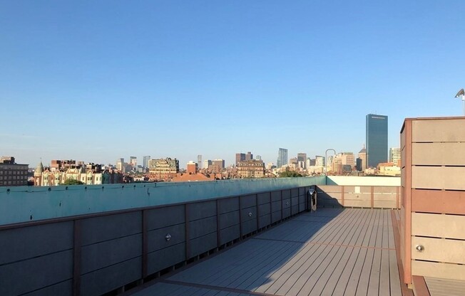 1 bed, 1 bath, 725 sqft, $3,000, Unit 44