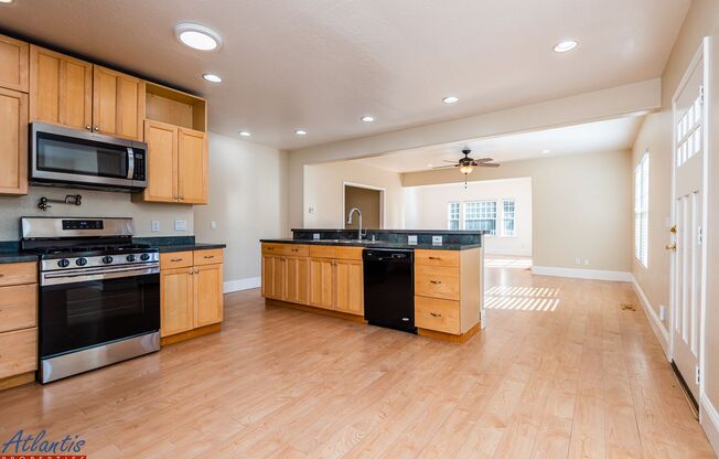 Beautiful & Spacious Corralitos Home